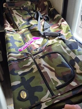 Camo Duffel Bag - Green Camouflage
